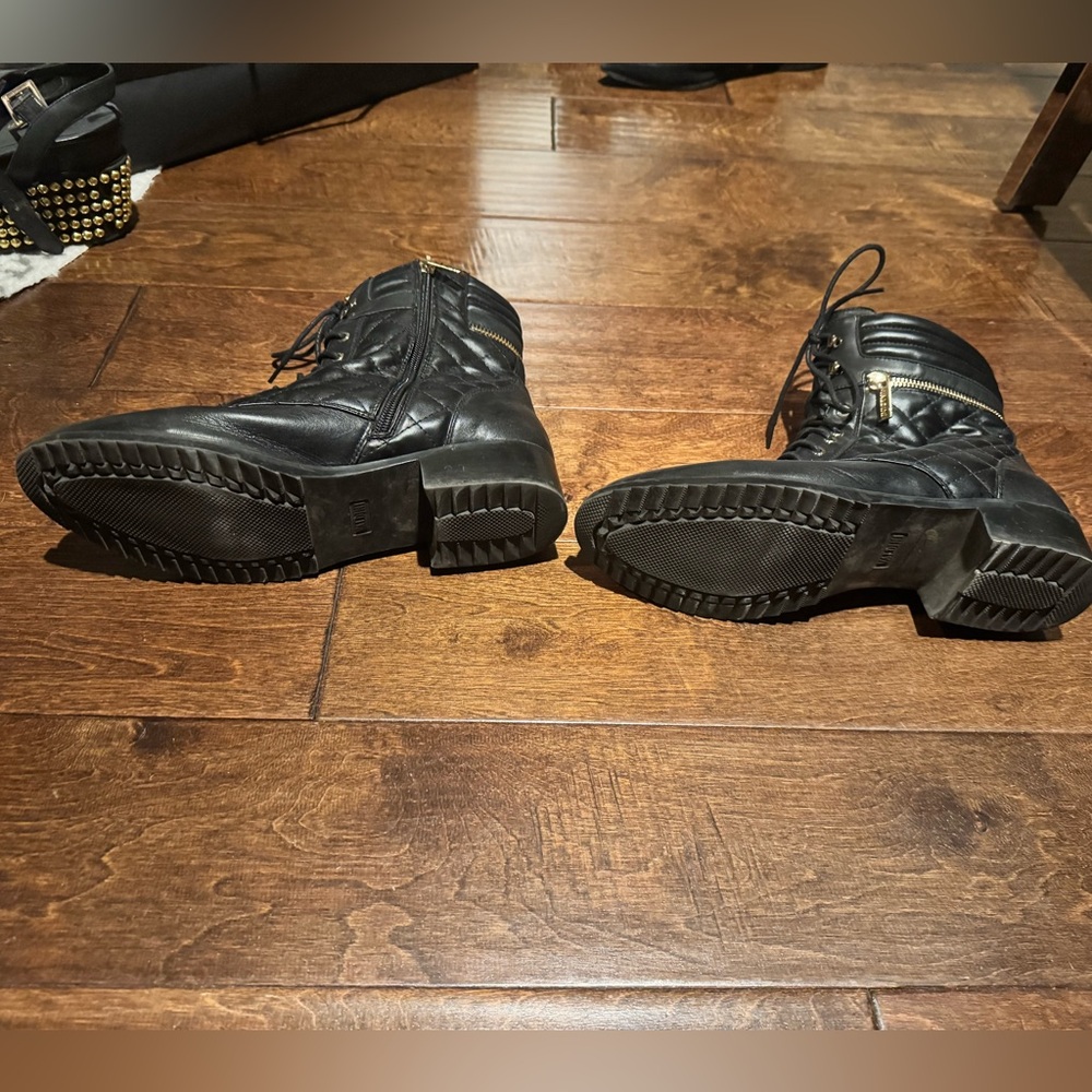 Valdini Black Laceup Boots 10 - Picture 5 of 7